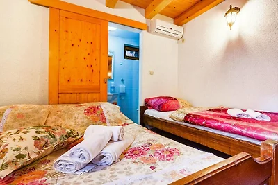 Ferienhaus in Starigrad Paklenica