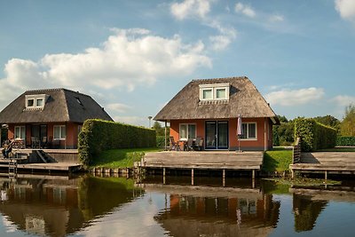 Huis met wasmachine nabij het Zuidlaardermeer