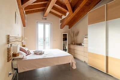 Moderne Wohnung mit Blick auf den Lago...