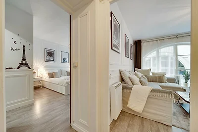 GEWELDIG HISTORISCH PARIJS APPARTEMENT NAAST ...