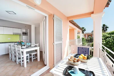 Appartement mit AC in der Nähe der schönen...