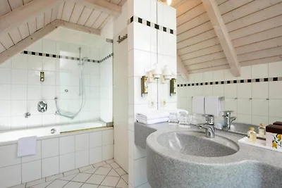 Sunday Resort Marina 2-Schlafzimmer