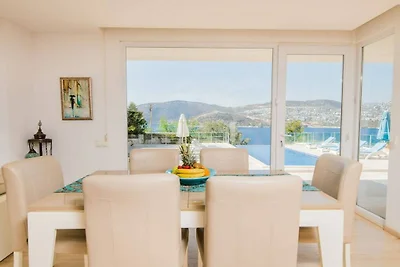 Villa in Kalkan met zwembad