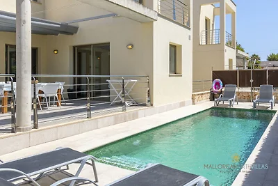 Romantische Villa mit Aussicht