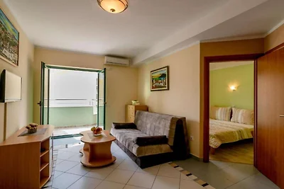 Amor Residence - One Bedroom Apartment with T...