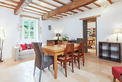 Modernes Ferienhaus mit Swimmingpool