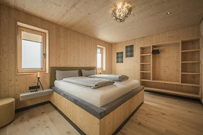 Chalet mit eigenem Saunahaus und Garten