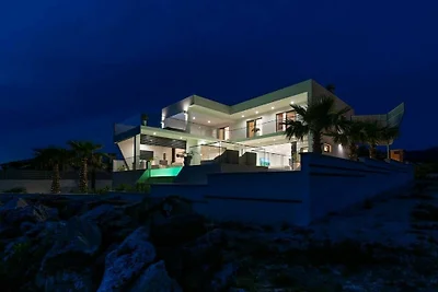 Luxury Villa Michele with heated pool