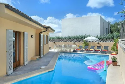 Villa in Pollensa mit Schwimmbecken