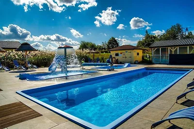 Komfortable Ferienhäuser, Pool, Whirlpool