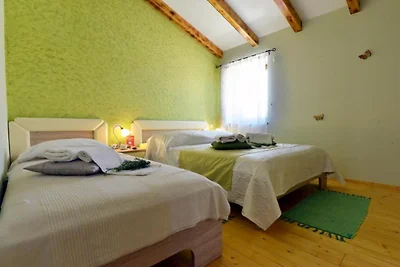 Authentic Istrian Rooms for Unforgettable Sta...