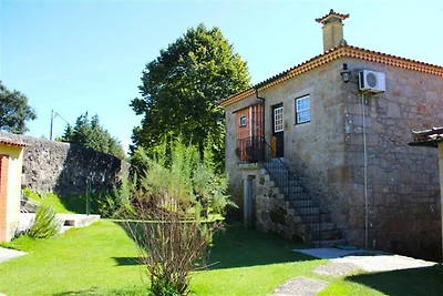 Eccellente Cottage a Santa Comba con Piscina