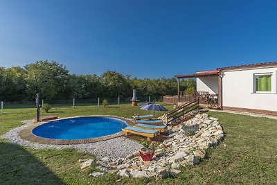 Ferienhaus mit privatem Pool für 4-6 Personen...