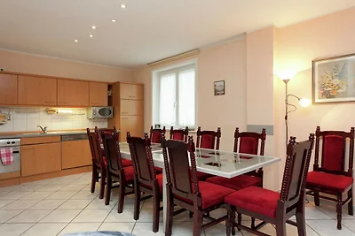 Ferienhaus in Elend mit privatem Pool