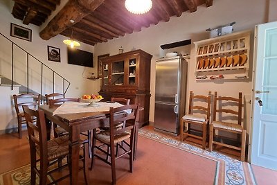 Charming holiday home in Camaiore with a shar...