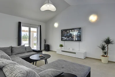 Eingeschossige Villa mit privatem Pool
