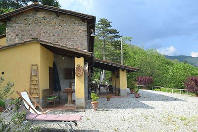 Traditionelles Cottage in Pescia mit...