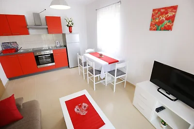 Apartments Kapetan - Two Bedroom Apartment wi...