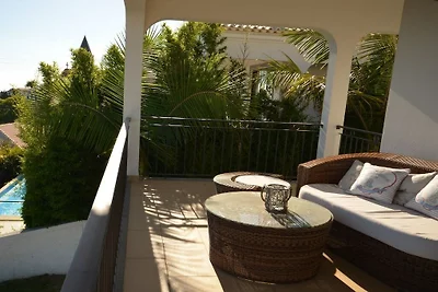 Villa 17°West mit Pool