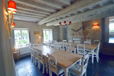 Casale di lusso a Falaën con sauna