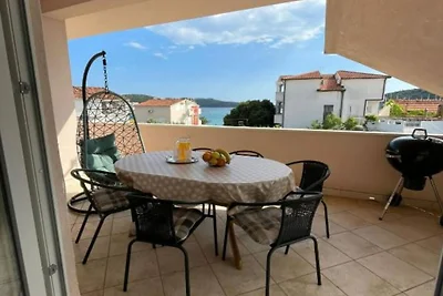 Apartment Megi - Two Bedroom Apartment with B...