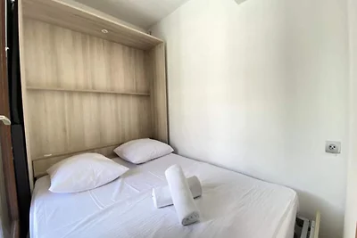 06cc: Valberg Apartment Heart of Station