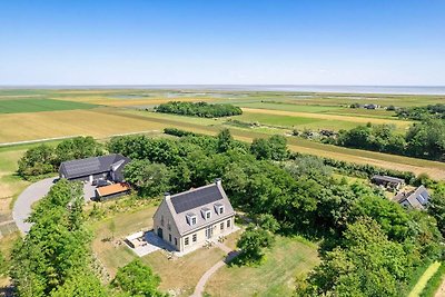 Luxuriöse Familienvilla am wunderschöner...