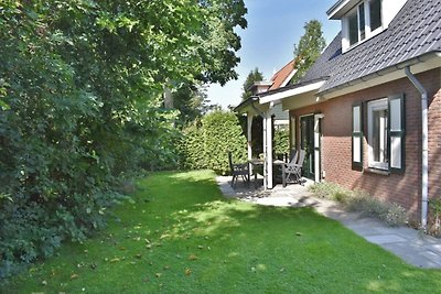 Schönes Ferienhaus in Zonnemaire für 6 Person...
