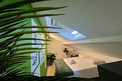 Ruhiges und stilvolles Haus mit Garten