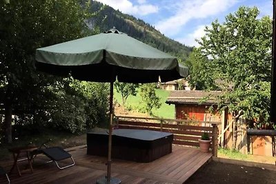 Appartement in Grand-Bornand met Jacuzzi