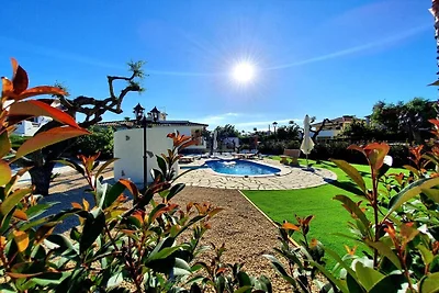 Ferienhaus in Cambrils mit Schwimmbecken