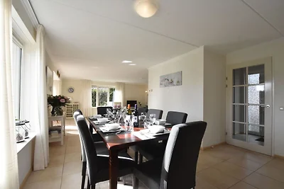 Casa vacanze a Zeewolde con piscina in comune