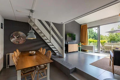 Komfortables Ferienhaus in Strandnähe