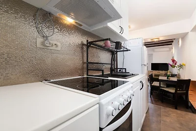 Apartments Nikoleta & Susanne - Studio...
