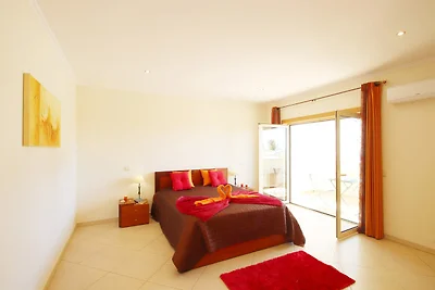 Villa ad Albufeira con piscina vicino spiagge