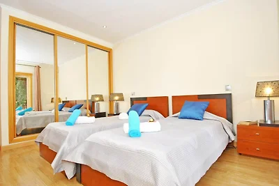 Villa Florida con 10 camere da letto