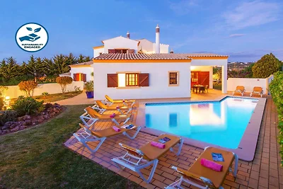 Villa mit privatem Pool in Südlage