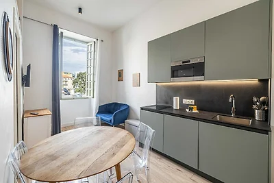 A/C Mezzanine Apt 2BR/4P - Place Garibaldi