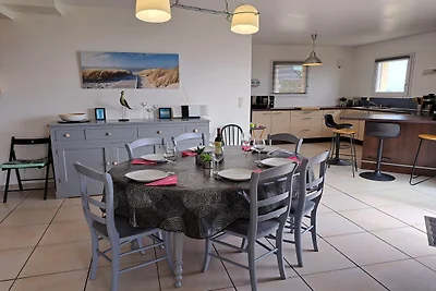 Ferienvilla mit 180°-Panoramablick aufs Meer ...