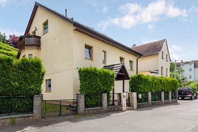 Wohnung in Dresden mit Pool im Garten