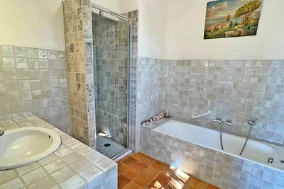 Häuser & Villen für 10 Personen