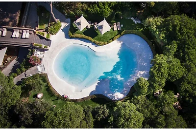 Monolocale moderno con piscina in comune