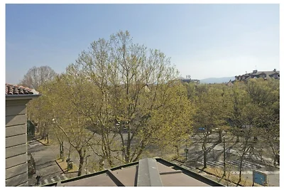 Wohnung in Torino mit Balkon und Parken