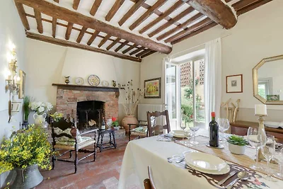 Villa in Toscana con piscina a sfioro
