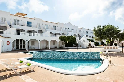 Wohnung in Arenal d'en Castell am Strand