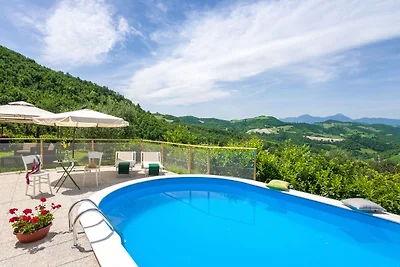 Villa mozzafiato a Pergola con piscina...