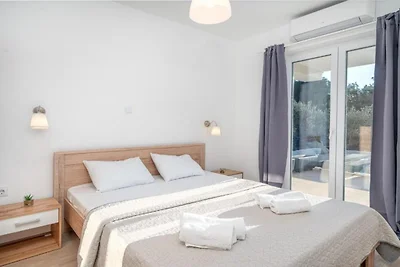 Exclusive Retreat with Private Pool in Novalj...