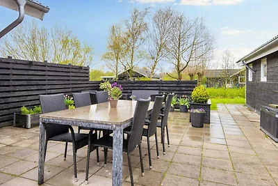 Modern toevluchtsoord met bubbelbad -- By Tra...