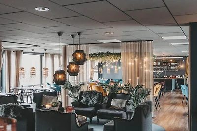 Schönes Hotelzimmer mit kostenlosem Frühstück