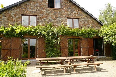 Komfortables Ferienhaus in Ronchampay